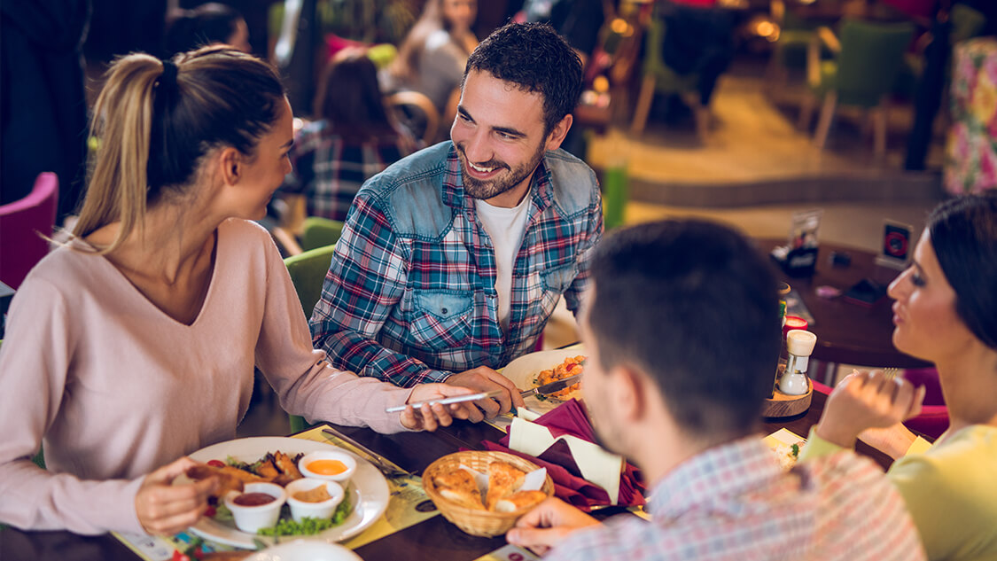 Yapı Kredi Play ile 150 TL ve üzeri kafe ve restoran harcamalarında işlem başına %20, işlem başına en fazla 50 TL, toplam 300 TL’ye varan indirim fırsatı!